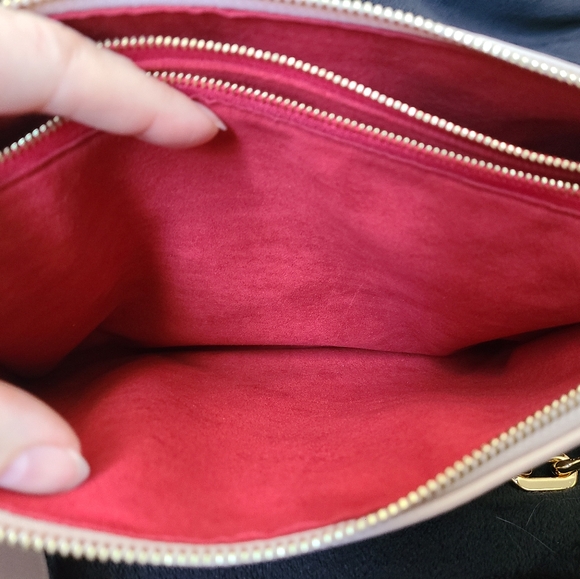 Louis Vuitton Coussin PM Fall In Love Pink Monogram Chain Shoulder Crossbody Bag - Picture 6 of 14